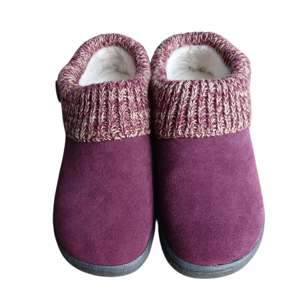 Clarks Women's Size 10 Cozy Knit Cuff Women's Slippers - Purple - Picture 2 of 5
